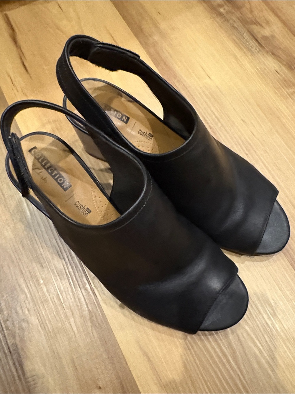 Collection Black Leather Open-Toe Slingback Mules